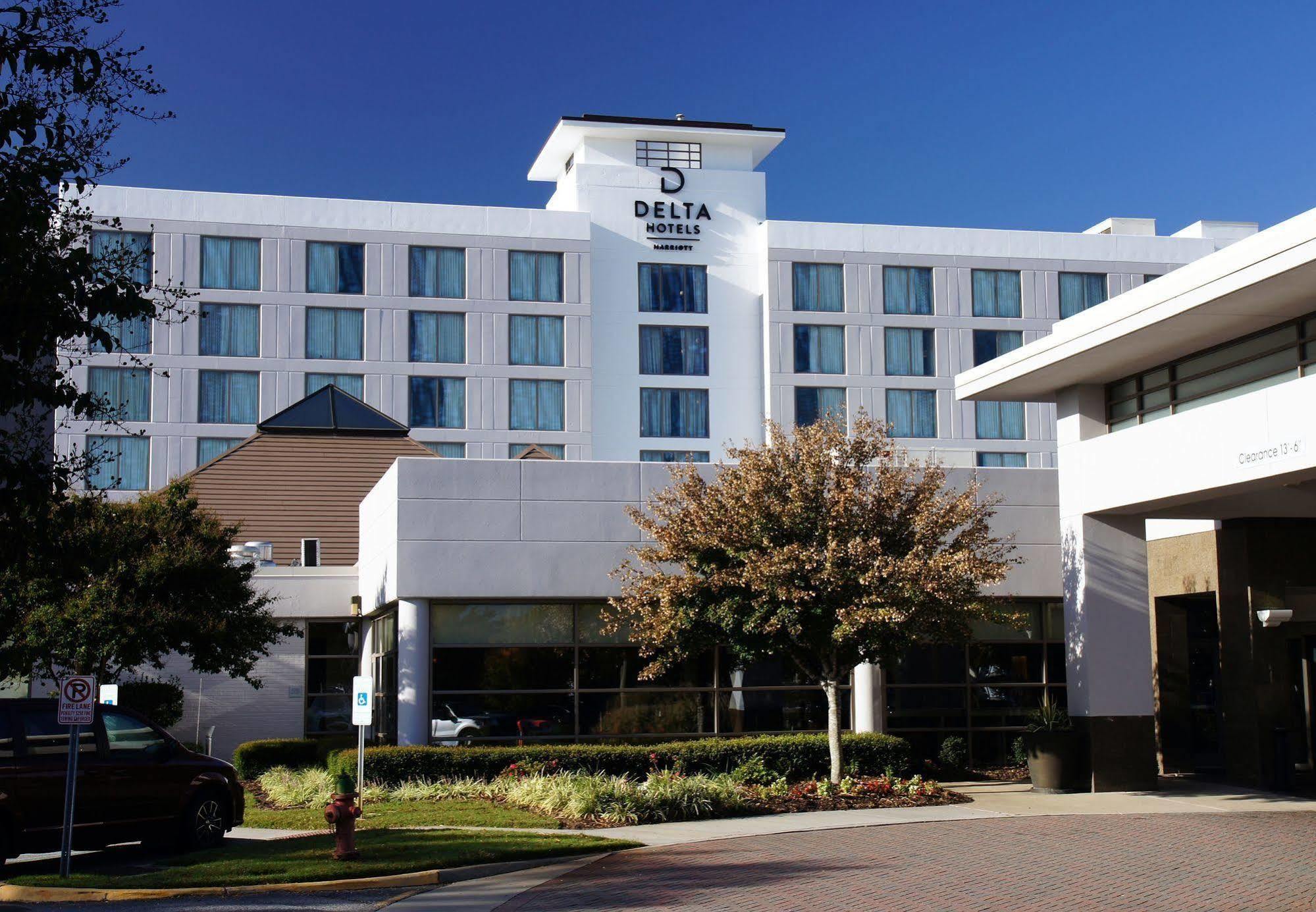 Holiday Inn Chesapeake Ngoại thất bức ảnh